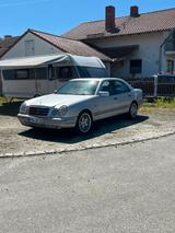 Mercedes-Benz Mercedes e Klasse 220 d - Mercedes-Benz E 220 aus 1999