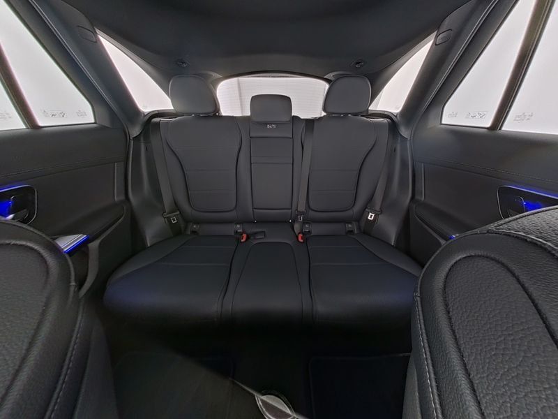 Fahrzeugabbildung Mercedes-Benz GLC 300 AMG*FULL*HEAD-UP*BURMESTER*AHK*SITZKLIMA