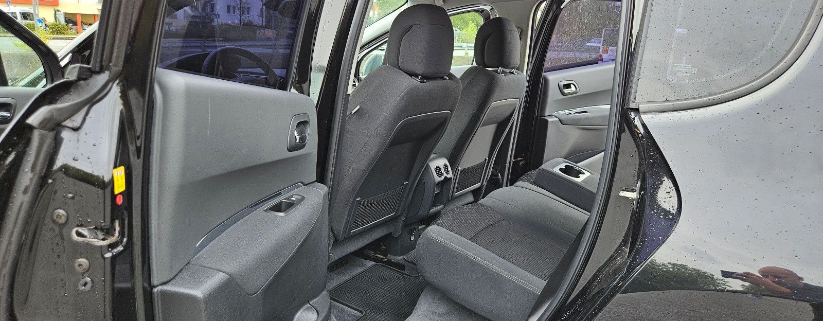 PEUGEOT 3008 Active AHK Euro6 Klimaautomatik Sitzheizung