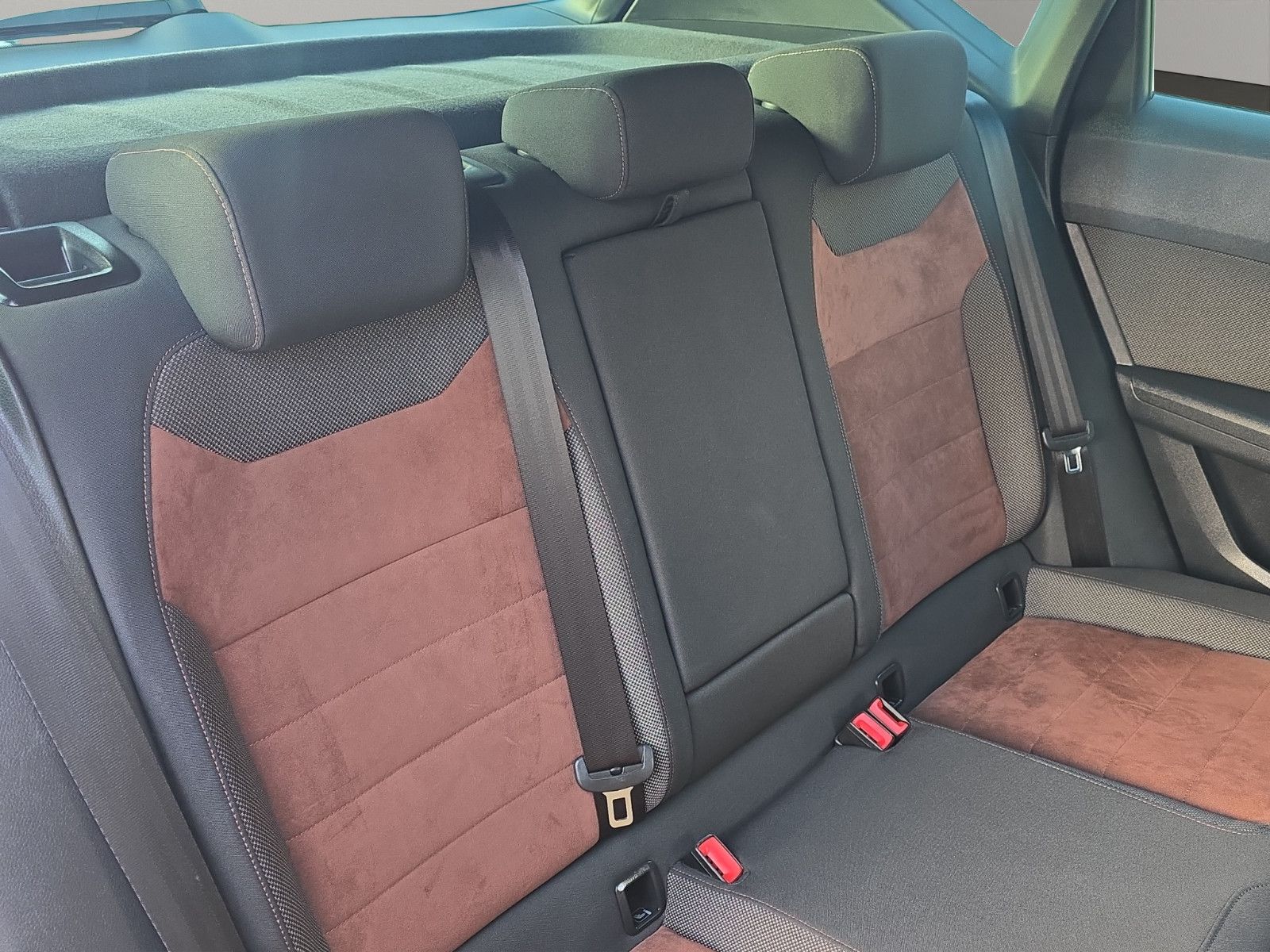 Fahrzeugabbildung SEAT Ateca Xcellence 4Drive Allradantrieb