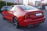 Volvo S60 2.0 Hybrid Plug-In AWD LED Android Apple ACC - Volvo S60 aus 2021