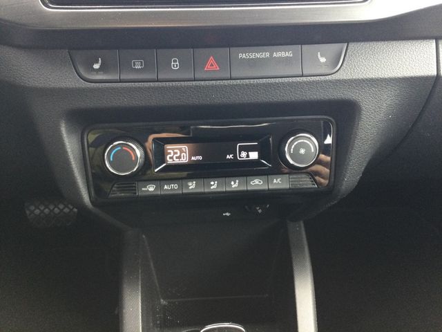 Fabia 1.0 TSI Style Green tec PDC SHZ KAMERA