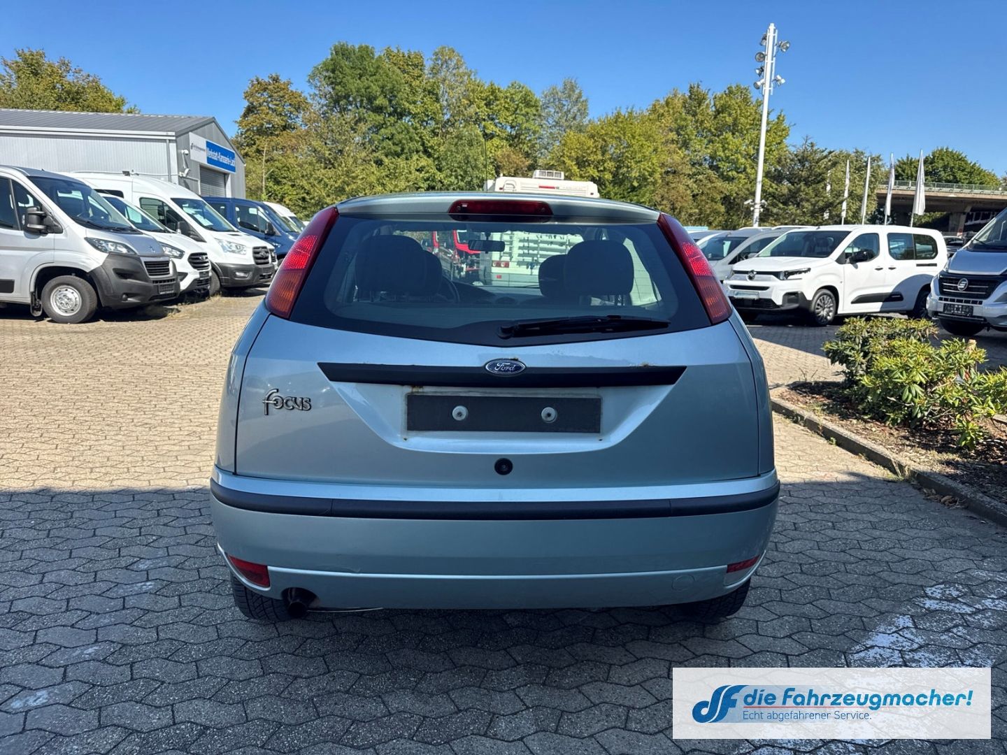 Fahrzeugabbildung Ford Focus Finesse Klima Beheizb. Frontsch. *EXPORT