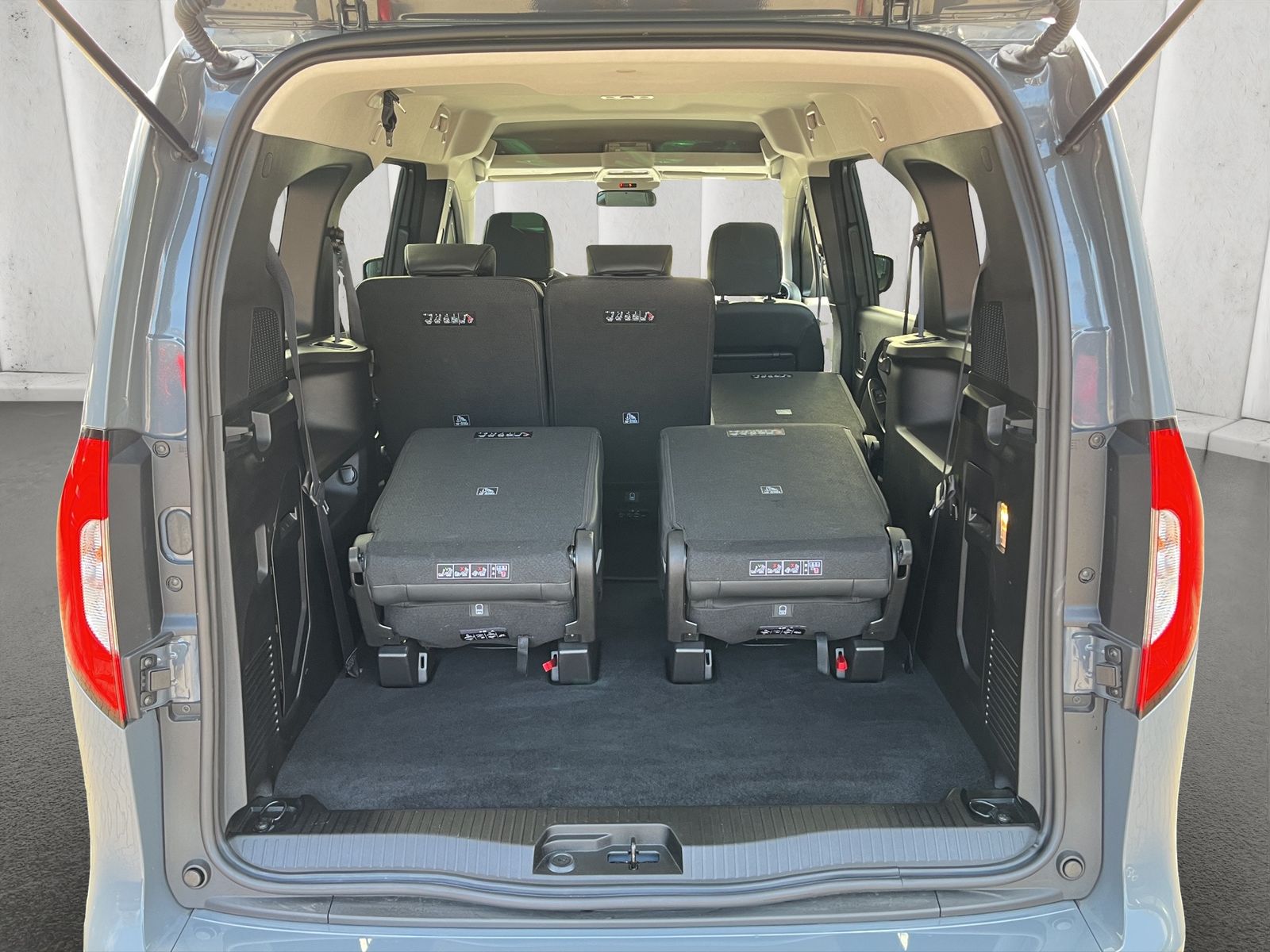 Fahrzeugabbildung Mercedes-Benz T-Klasse 180 lang*7-Sitz*LED*Navi*SHZ*Kamera*PDC