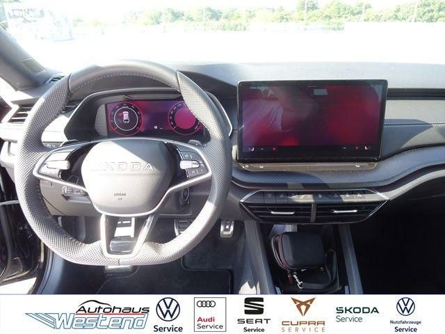 Fahrzeugabbildung SKODA Octavia Combi Sportline 1.5l TSI mHEV 110kW DSG