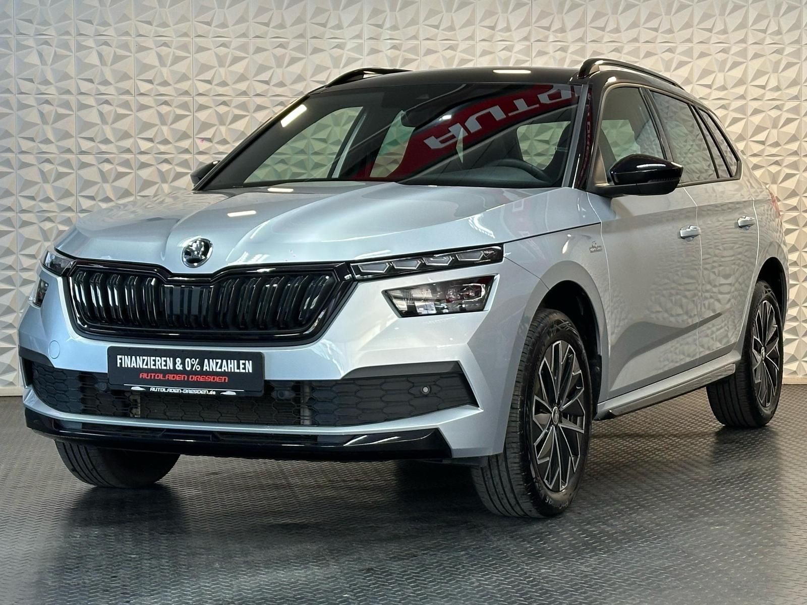 SKODA Kamiq 1.0TSI MONTE CARLO LED#ACC#SPUR#PANO#SHZ - Image 4