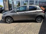 Toyota Yaris 1,5 l 5-türig Y20 Club Blendfreies Fernl.  - Toyota Yaris: Y20 Club