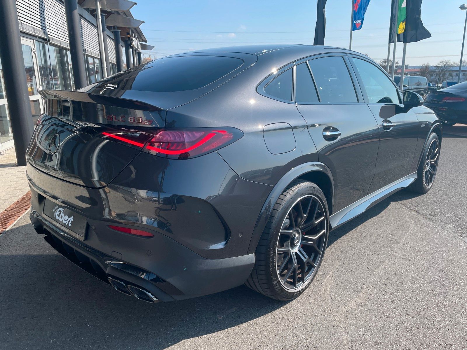 Fahrzeugabbildung Mercedes-Benz GLC 63 SE Coupe Pano+HeadUP+Burm+Drivers+Digital