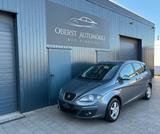 Seat Altea XL*AHK*SHZ*1.Hand*Scheckheft gepflegt*Navi - Seat Altea mit Benzin-Antrieb