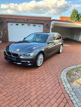 BMW 330d Touring Luxury Line Automatik Luxury Line