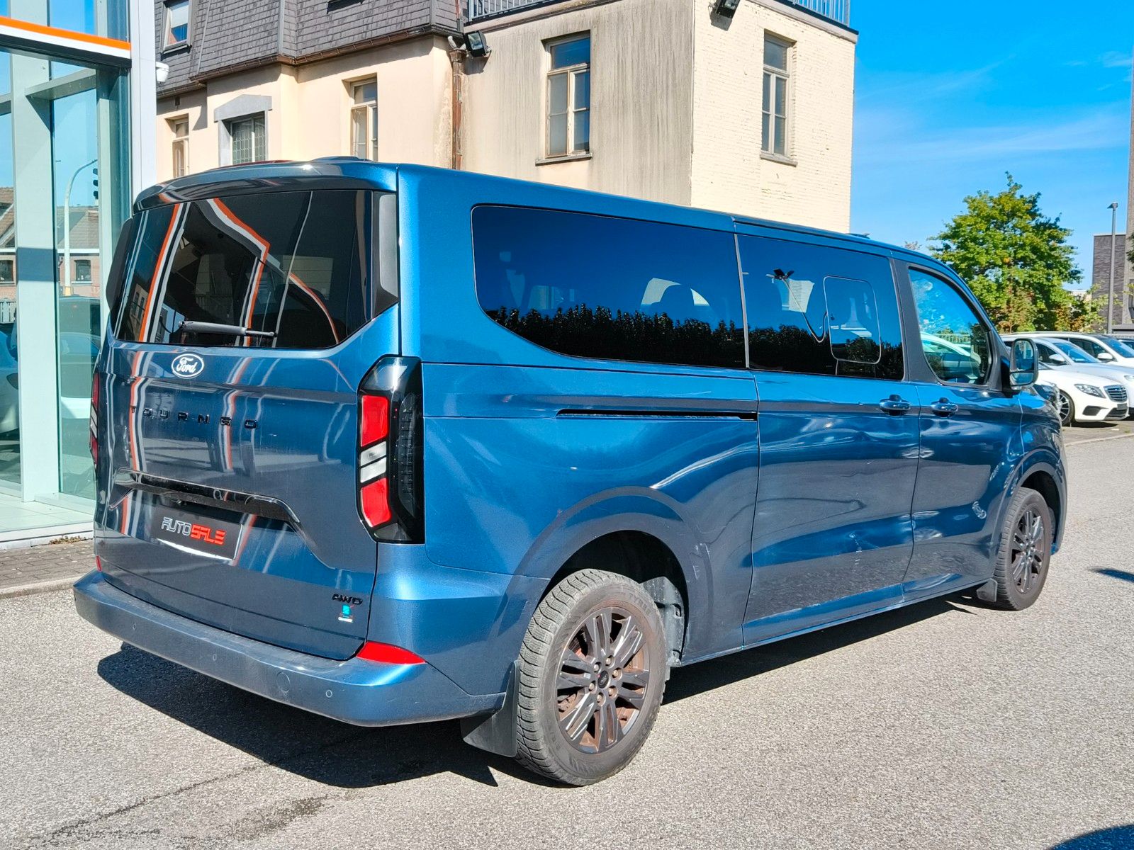 Ford L2 4X4 Titanium X 170ps 9 seats Leather/AHK imagem 3