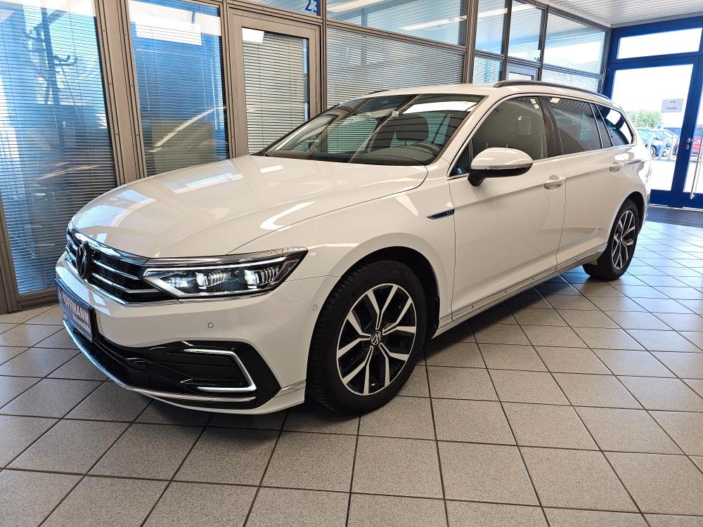 Volkswagen Passat GTE Navi,Sitzheizung,El.Klappe, миниатюра 2