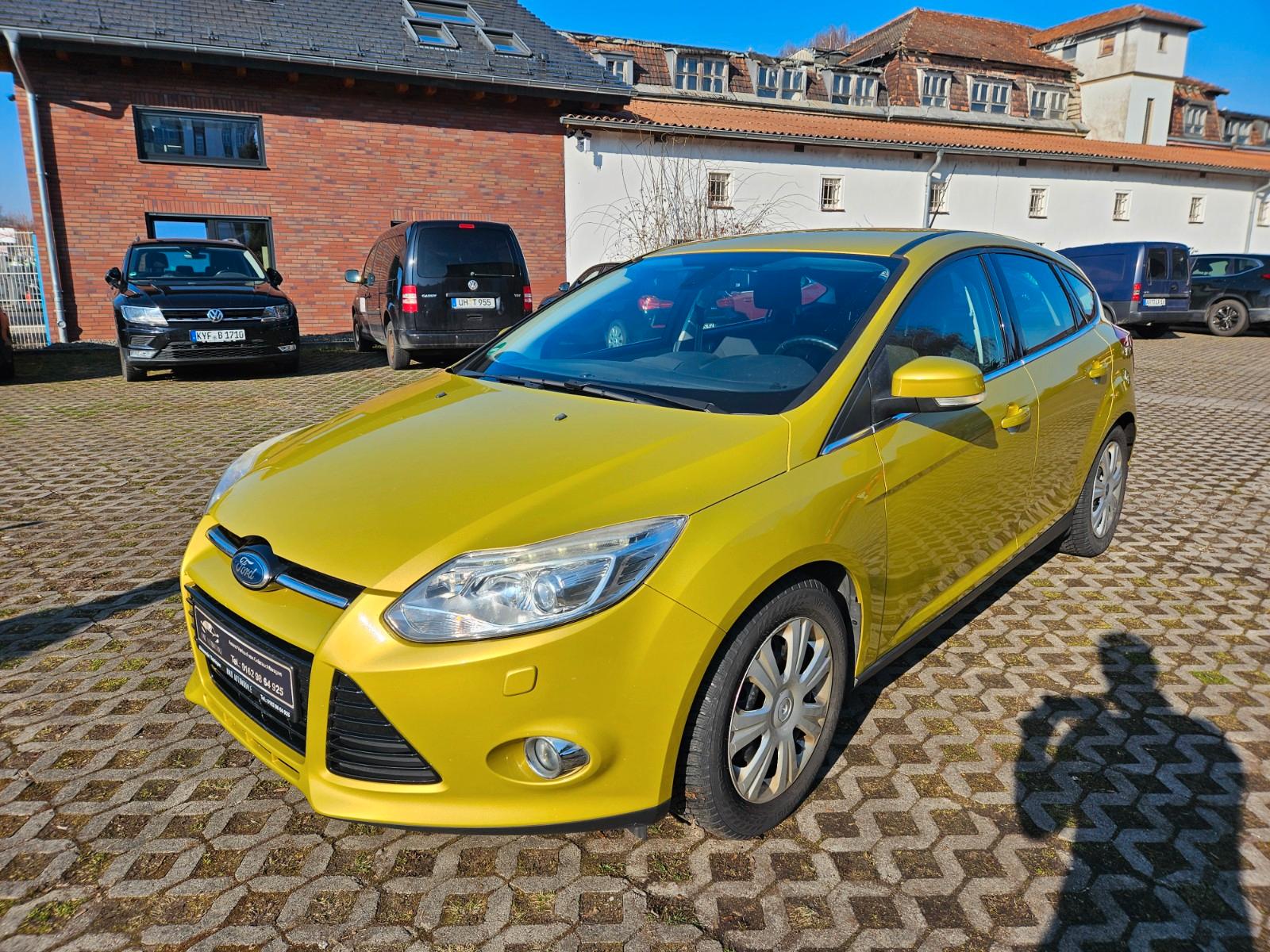 Ford Focus Lim.Titanium 1.6TDCI*8-fach*SHZ*ACC*1.Hand