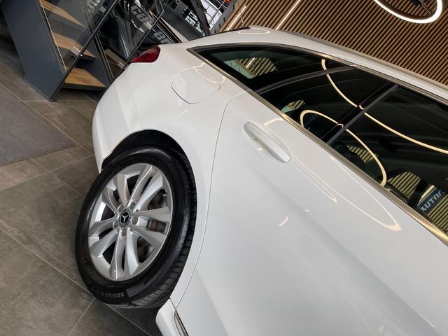 Mercedes-Benz C 180 *CARPLAY*PDC*AHK*LED*NAVI*EL.SITZE*