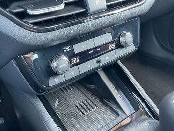 Skoda Kamiq 1.0 TSI Tour *Klima*Matrix*SHZ*Kamera*