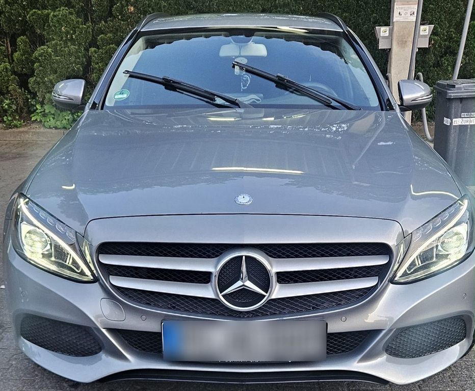 Image of Mercedes-Benz C 220