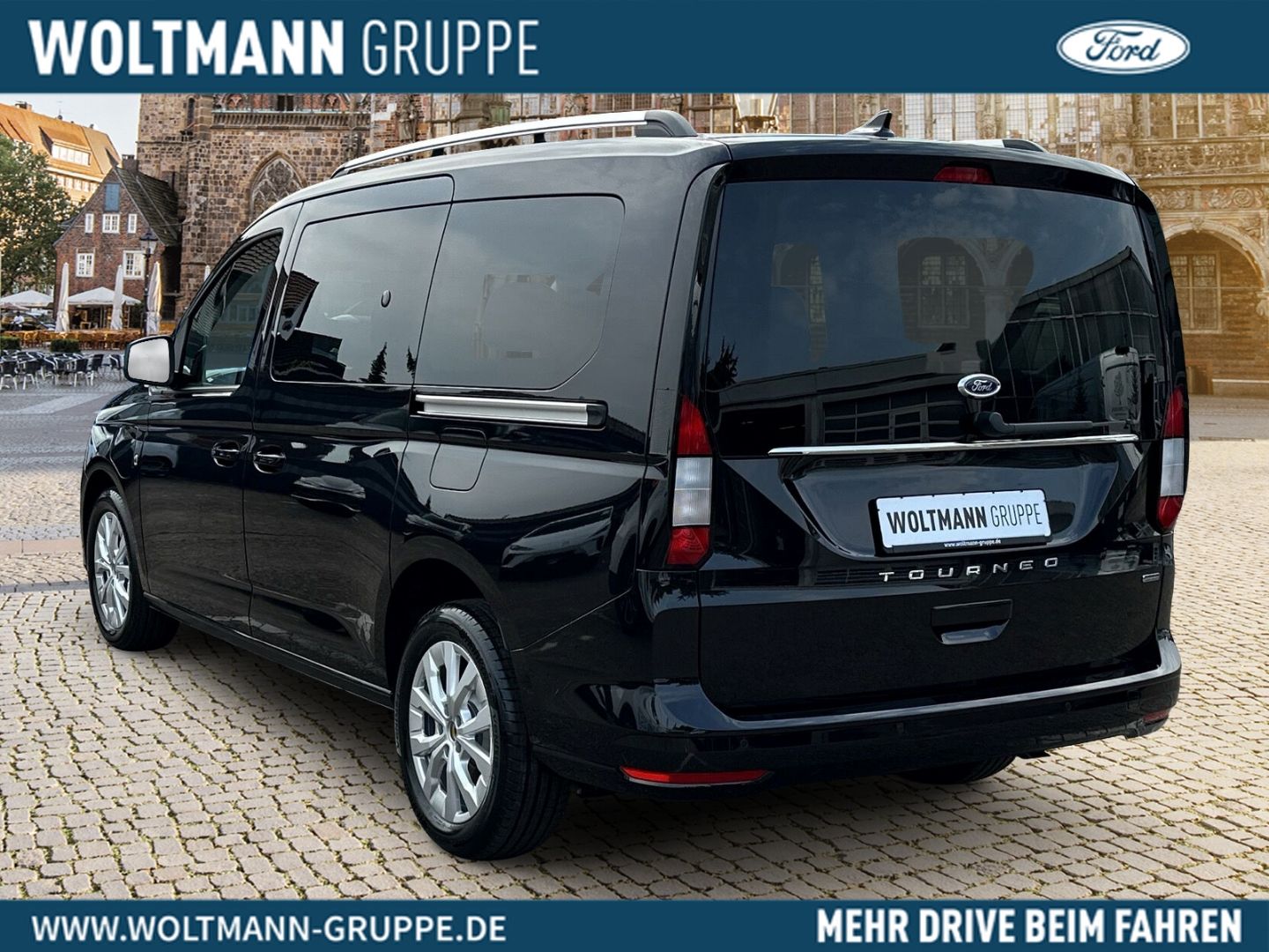 Fahrzeugabbildung Ford Tourneo Connect Grand 7-sitzer PHEV Titanium 1.5