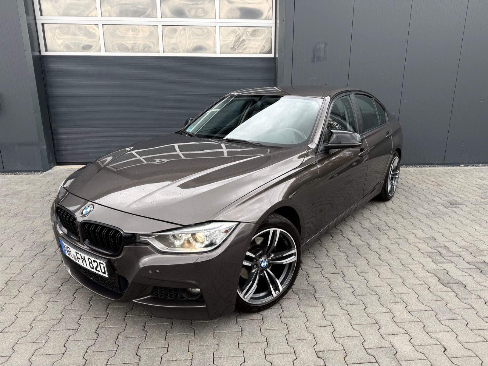 BMW 320 - 1