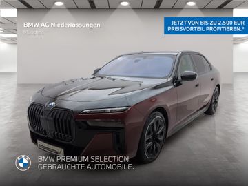 BMW i7 xDrive60 Limousine M Sport Massage AHK Alarm