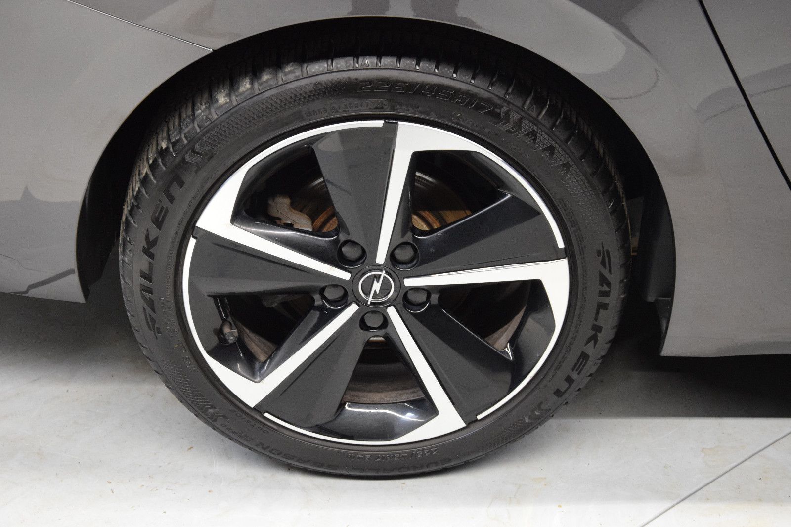 Fahrzeugabbildung Opel Astra L Sports Tourer Elegance AHK Navi Kamera