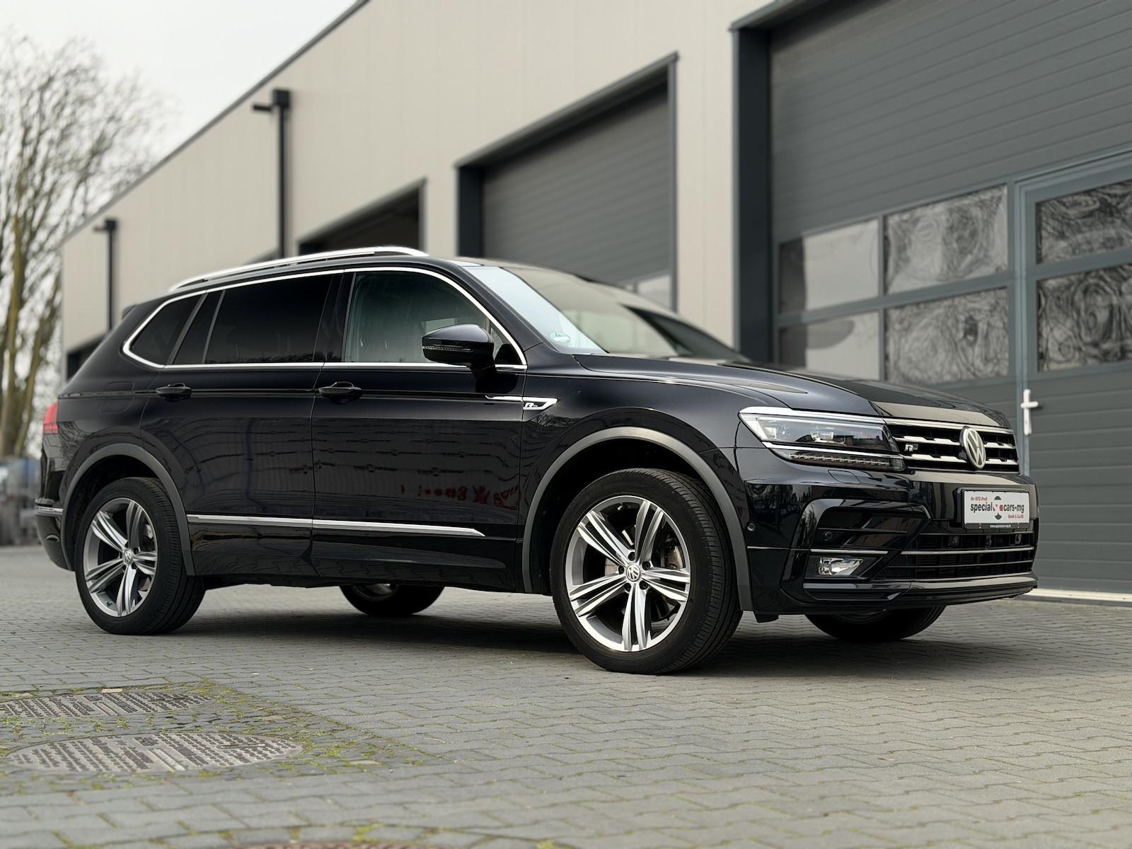 Volkswagen Tiguan Allspace R-LIne / 4Motion / Pano / Memory