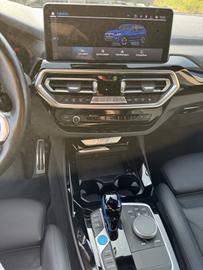2022 BMW IX3 照片 8