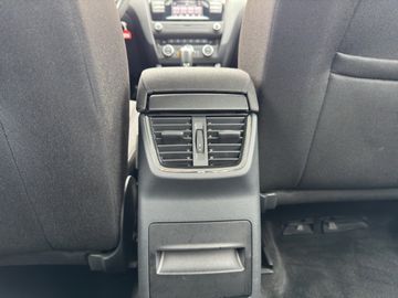 Skoda Octavia III 1.4 TSI DSG Ambition SITZHZG PDC