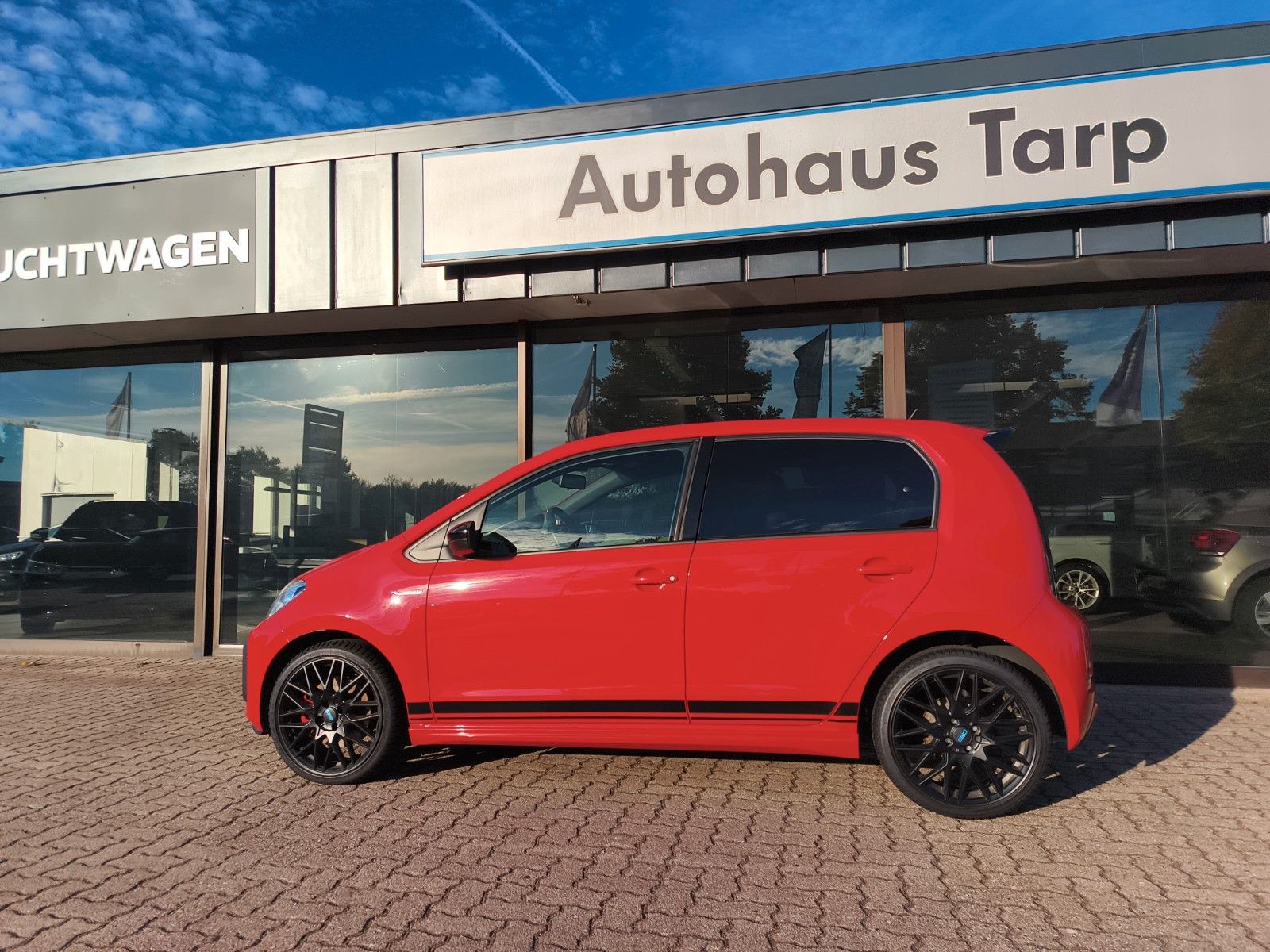 Volkswagen up! GTI
