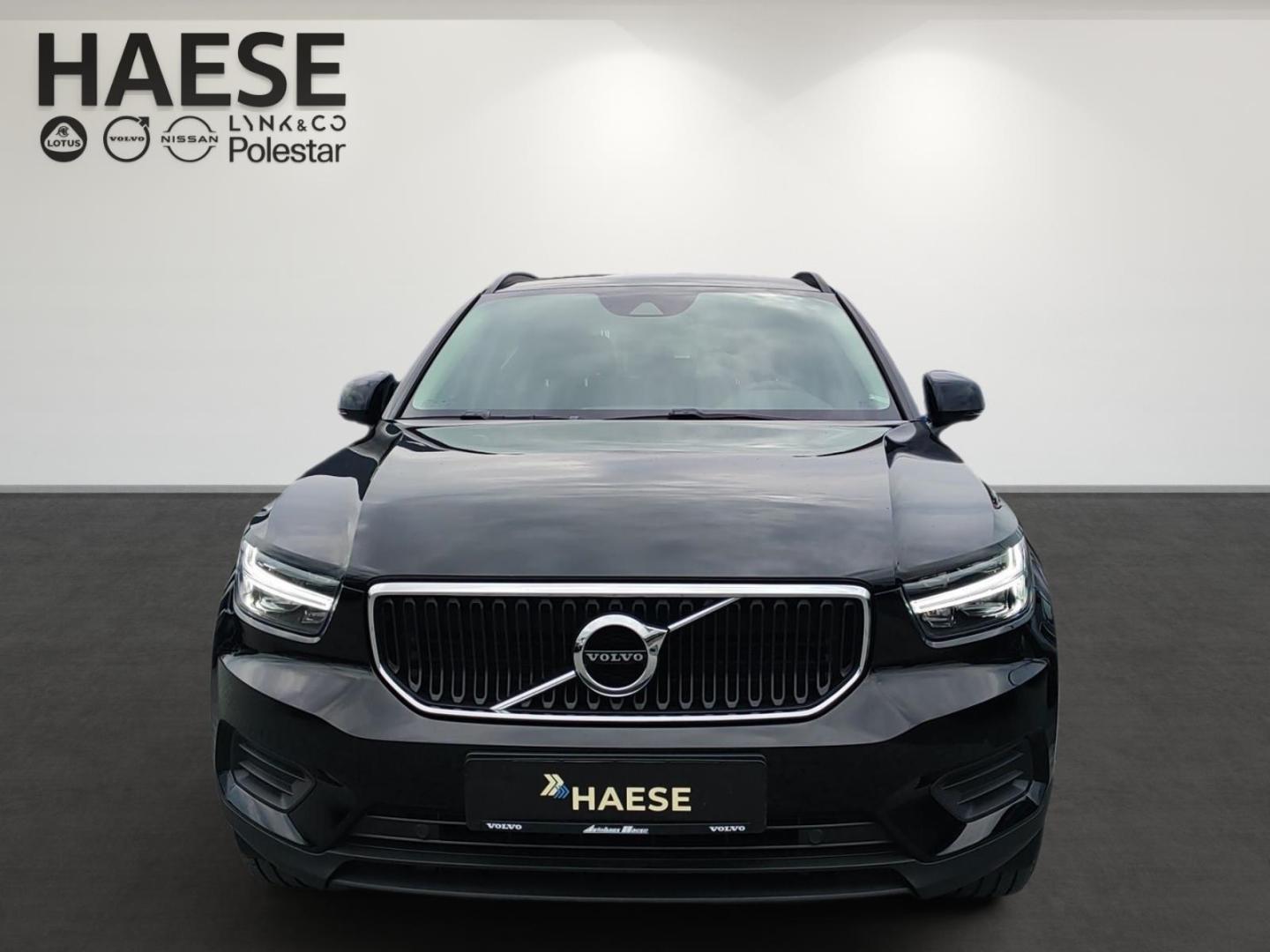 Volvo XC40 B3 Momentum Core 2WD Navi Digitales Cockpit