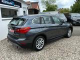 BMW X1 xDrive 20 i Advantage Autom.LED ACC MFL Navi - BMW X1 mit Benzin-Antrieb: Geländewagen