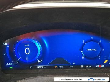 Ford Kuga - 11