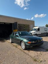 BMW E39 540i Limousine 4.4l V8 - BMW 540: E39 540i