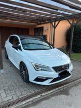 Seat Leon 2.0 TSI Start&Stop CUPRA 300 DSG CUPRA 300 - Seat Leon in Wuppertal