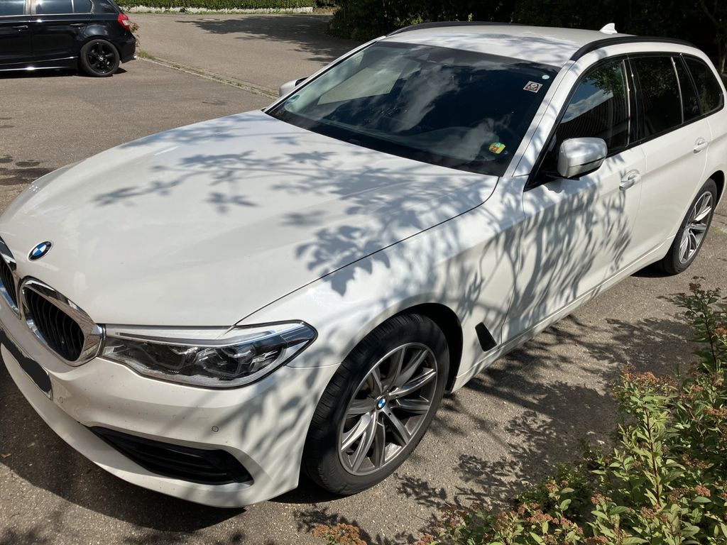 Image of BMW 520