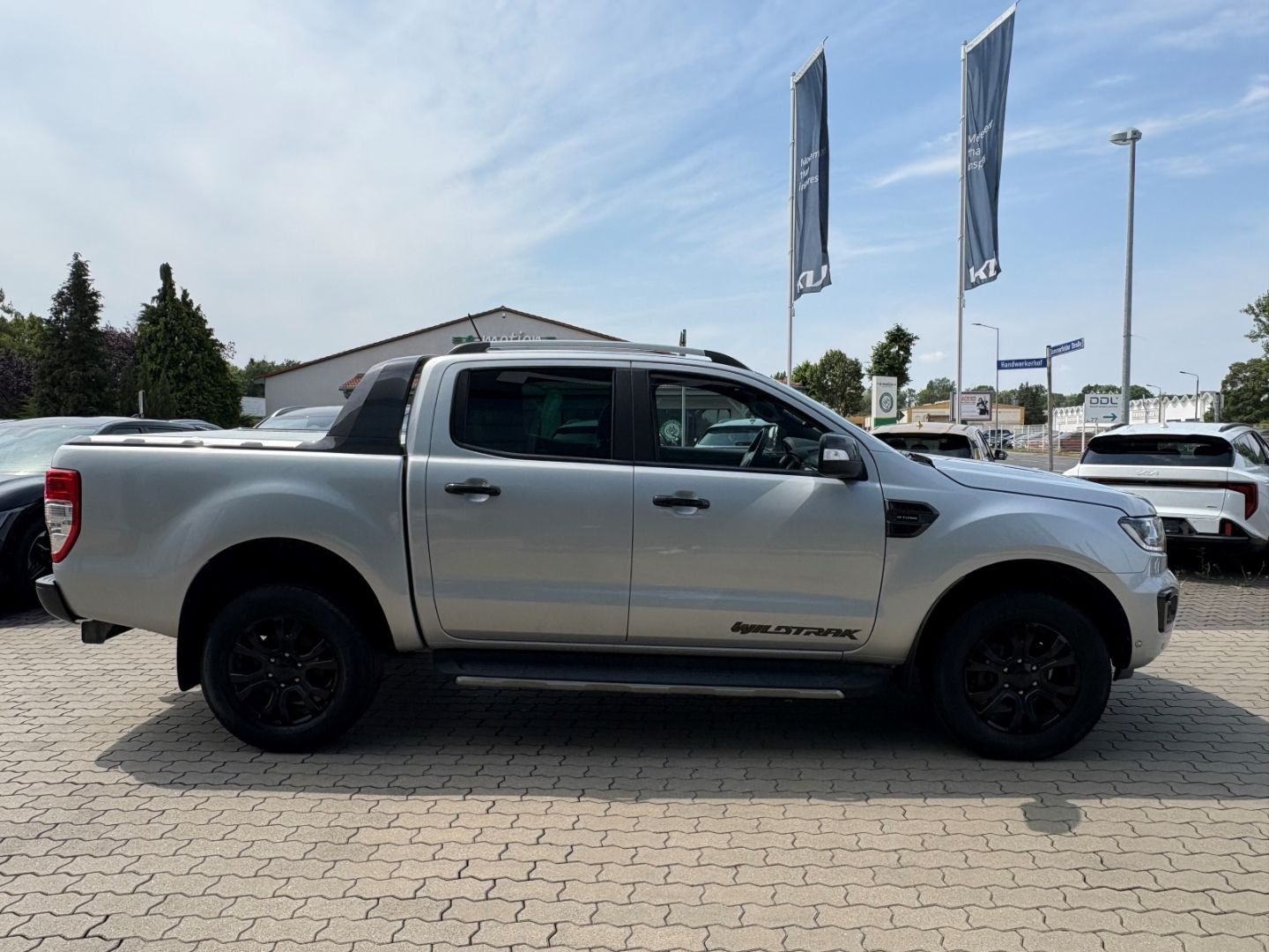 Fahrzeugabbildung Ford Ranger Wildtrak Doppelkabine 4x4 LED AHK Kamera
