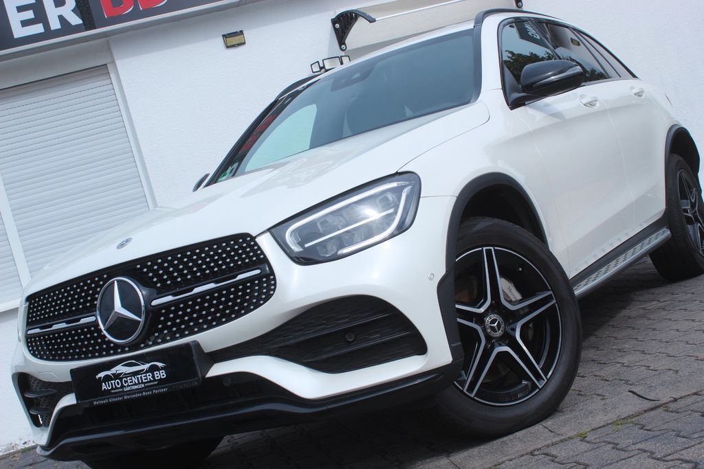 Image of Mercedes-Benz GLC 300
