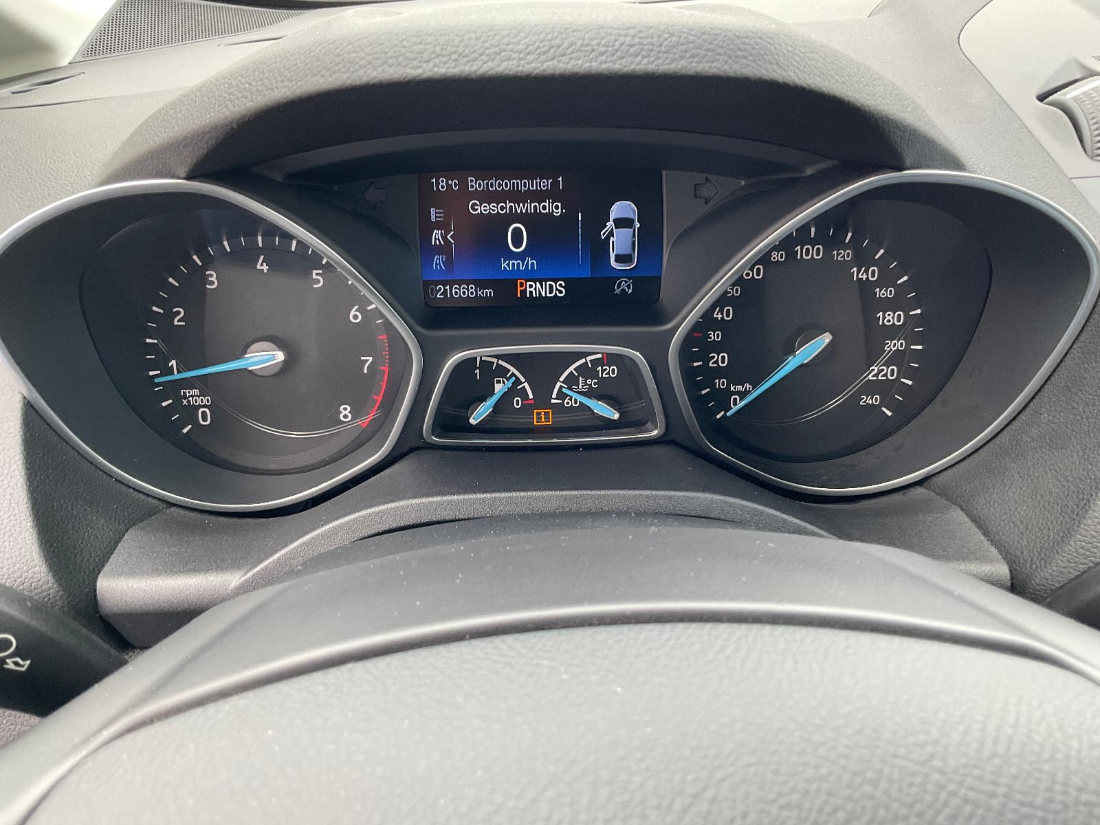 Ford C-Max C-MAX Titanium*Kamera*Navi*SHZ*bhzWSS+Lenk