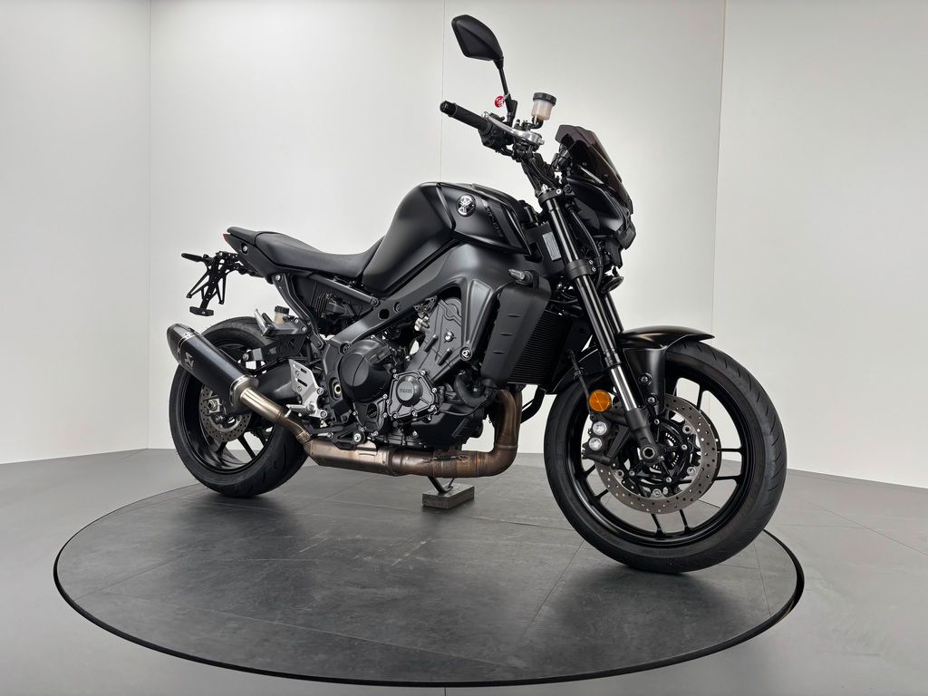 Fahrzeugabbildung Yamaha MT-09 *1. HAND *TOP-ZUSTAND *4450 KM !