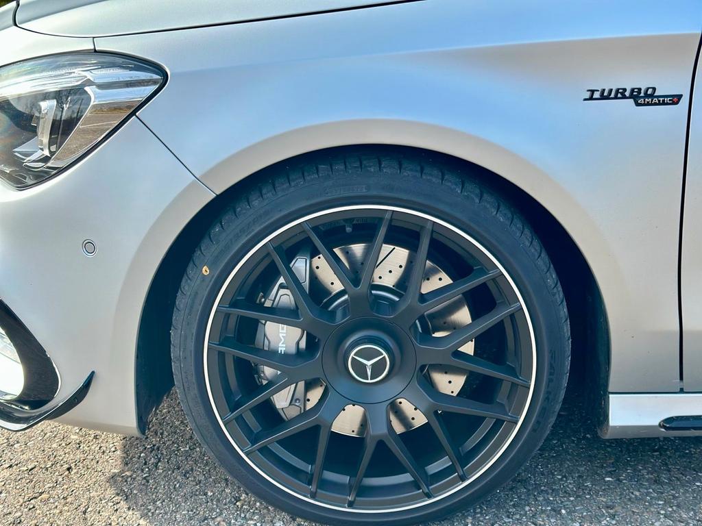 Mercedes-Benz CLA 45 AMG