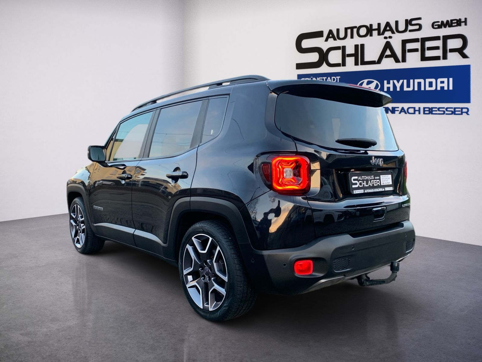 Fahrzeugabbildung Jeep Renegade 1.3 T-GDI Automatik Limited Navi AHK 1H