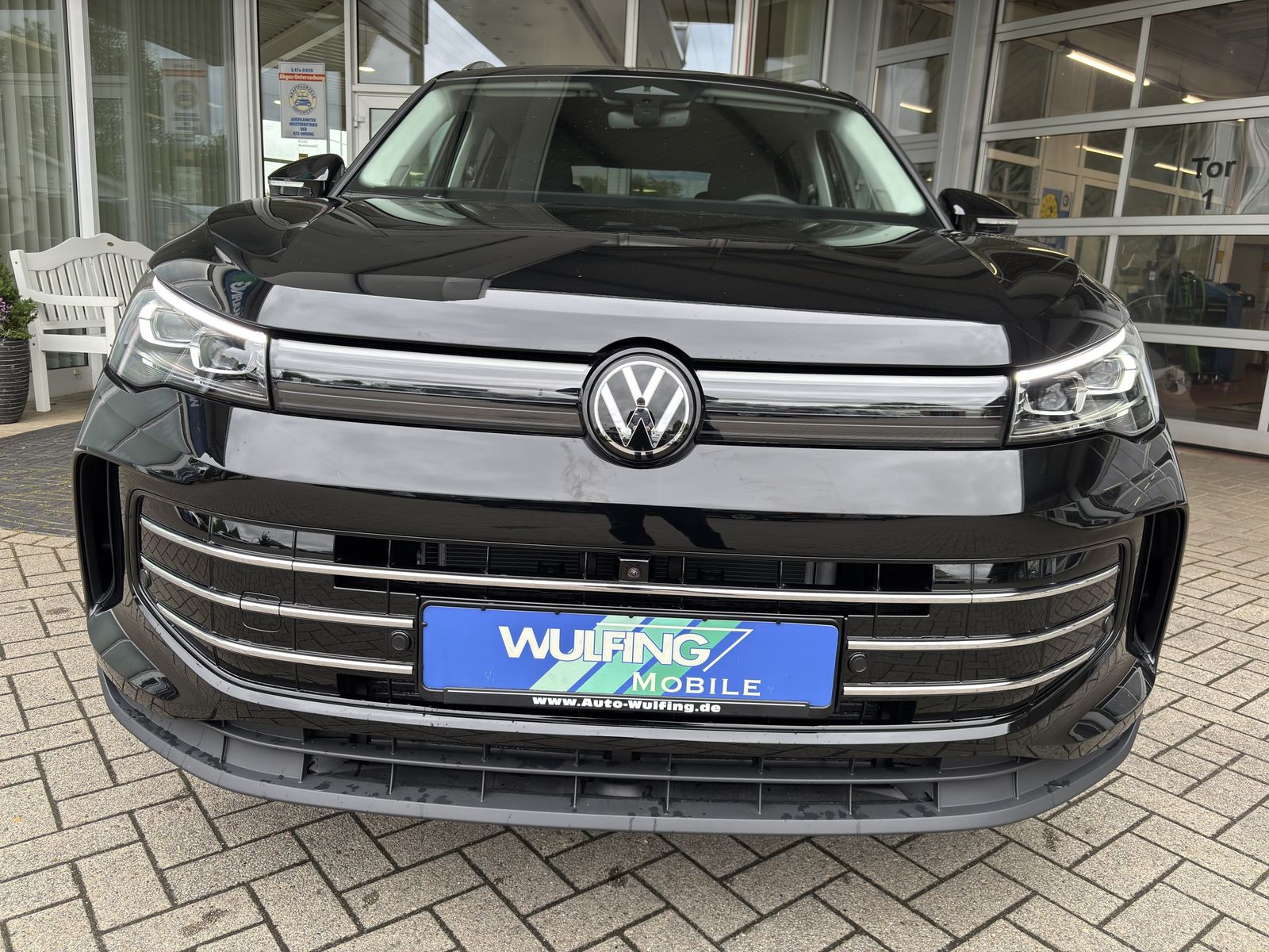Volkswagen Tiguan 1.5 eTSI-DSG Elegance Matrix AHK AreaView imagem 2