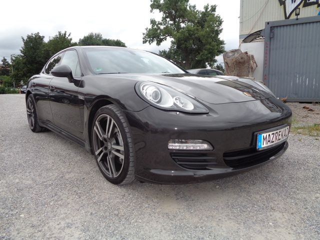 Porsche Panamera S