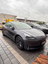 Tesla Model 3 Allradantrieb mit Dualmotor Long Ran... - Tesla Gebrauchtwagen in Duisburg