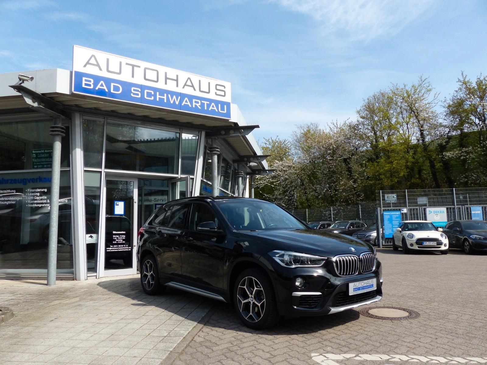 BMW X1 sDrive18i xLine Aut., Panoramadach, Navi, LED