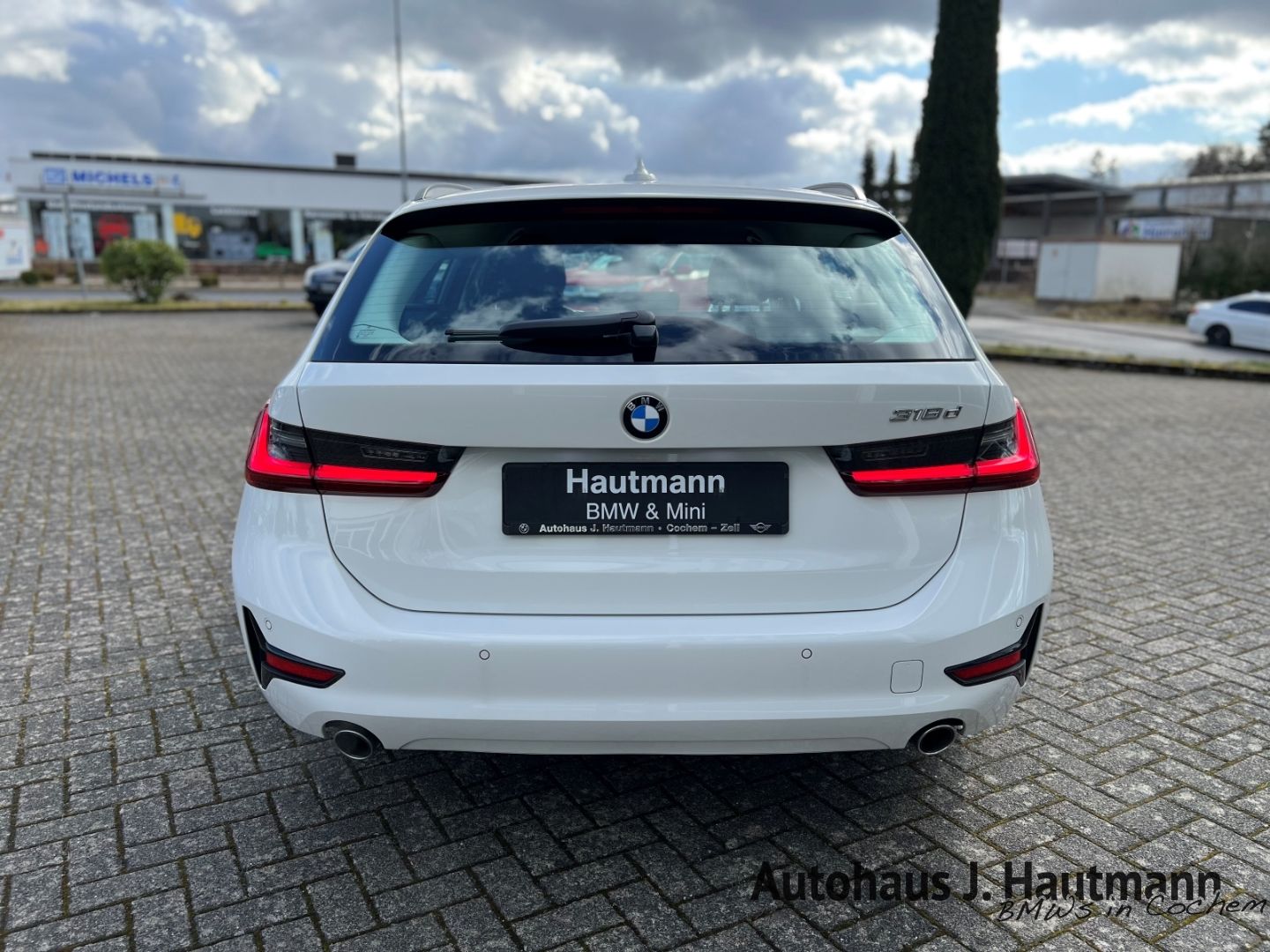 BMW 318 d Touring Advantage +1.HAND+LED+NAVI+SHZ+PDC foto 8