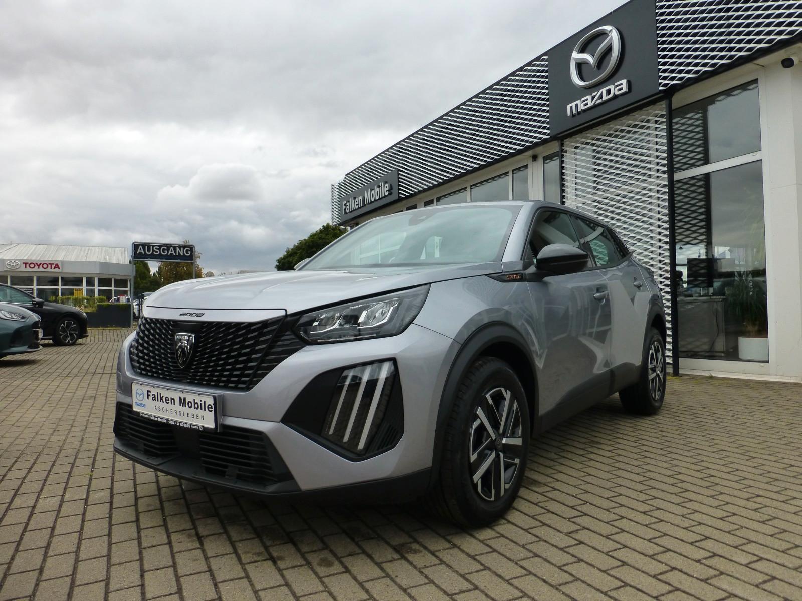 Peugeot 2008 Hybrid 136 Style *PDC, DAB, APPLE CAR PLAY*