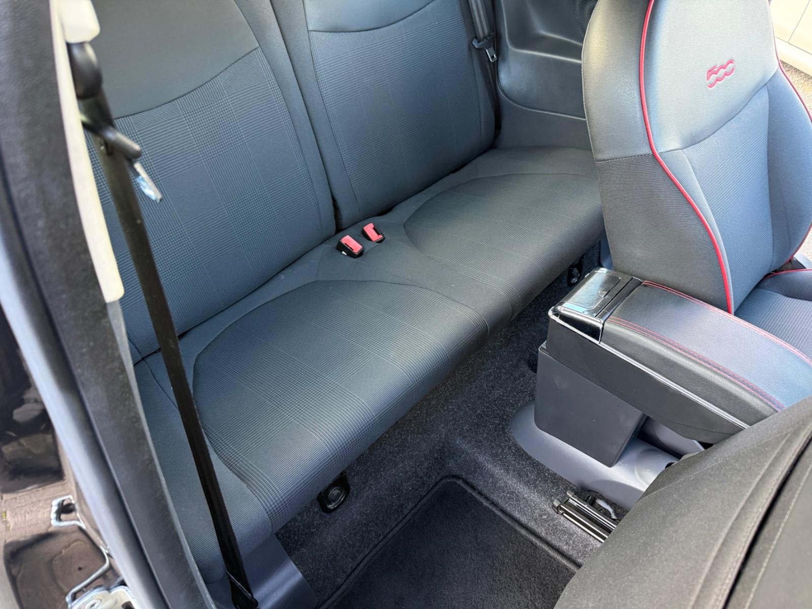 Fiat 500  Cabrio Lounge