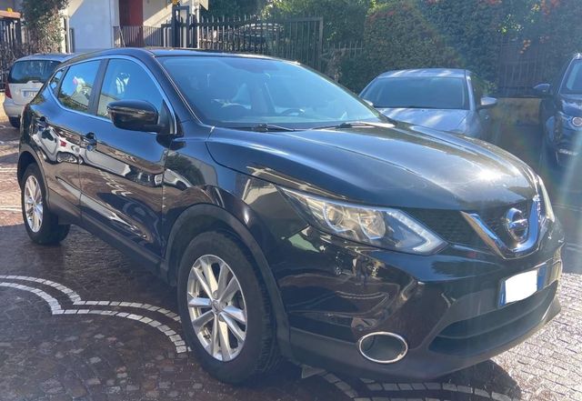 Nissan NISSAN Qashqai 1.6 dCi 4WD Tekna