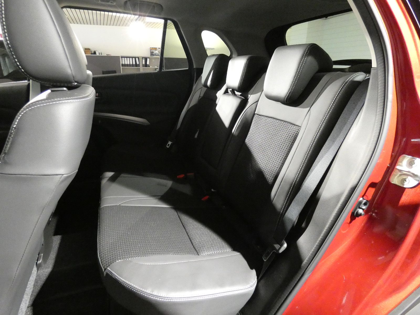 Suzuki (SX4) S-Cross - Bild 11