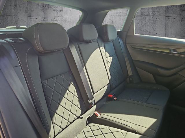 Karoq 1.5l TSI ACT DSG SportLine RFK AHK
